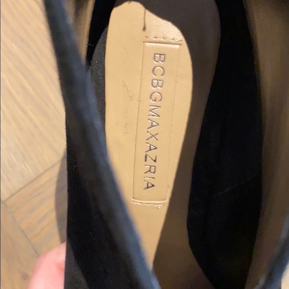 Sexy BCBG Short Suede Boots - Picture 9 of 9